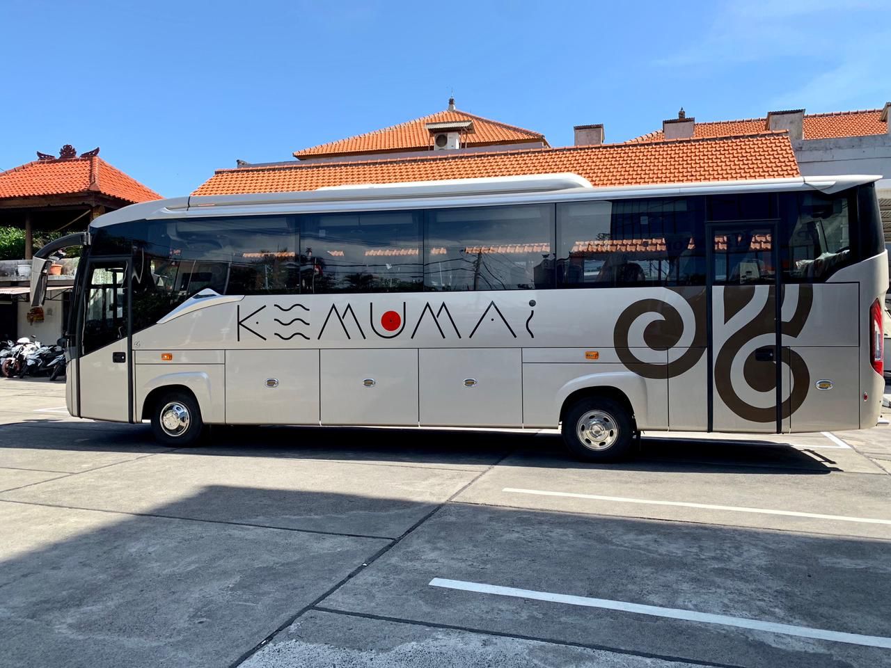Big Bus Pariwisata