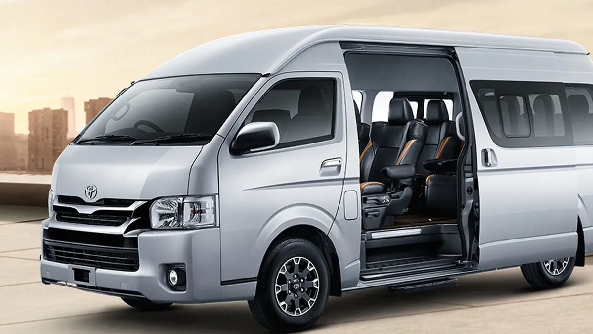 Hiace Commuter